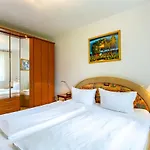 Διαμέρισμα Juliane In Der Zum Kronprinzen Direkt Gegenueber Der Saarow Therme Bad Saarow